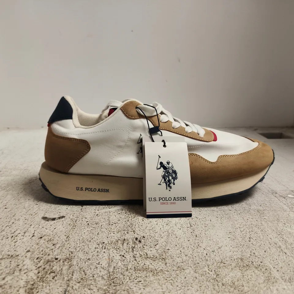 US POLO ASSN TRAINERS – WHITE & TAN, UK 9.5 (EU 44)