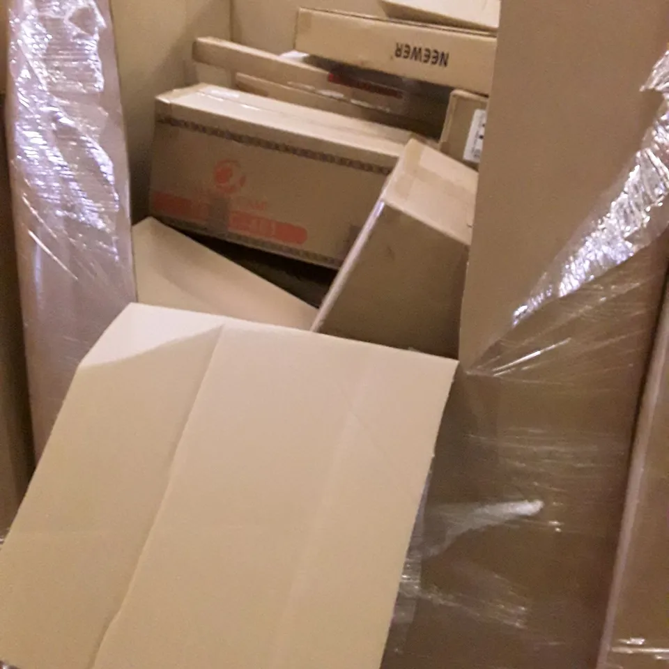 PALLET OF ASSORTED PRODUCTS TO INCLUDE; VIVE 8 ALTERNATING PRESSURE MATTRESS - TOILET SEAT - BACK WITH 2 WHEELS ECT