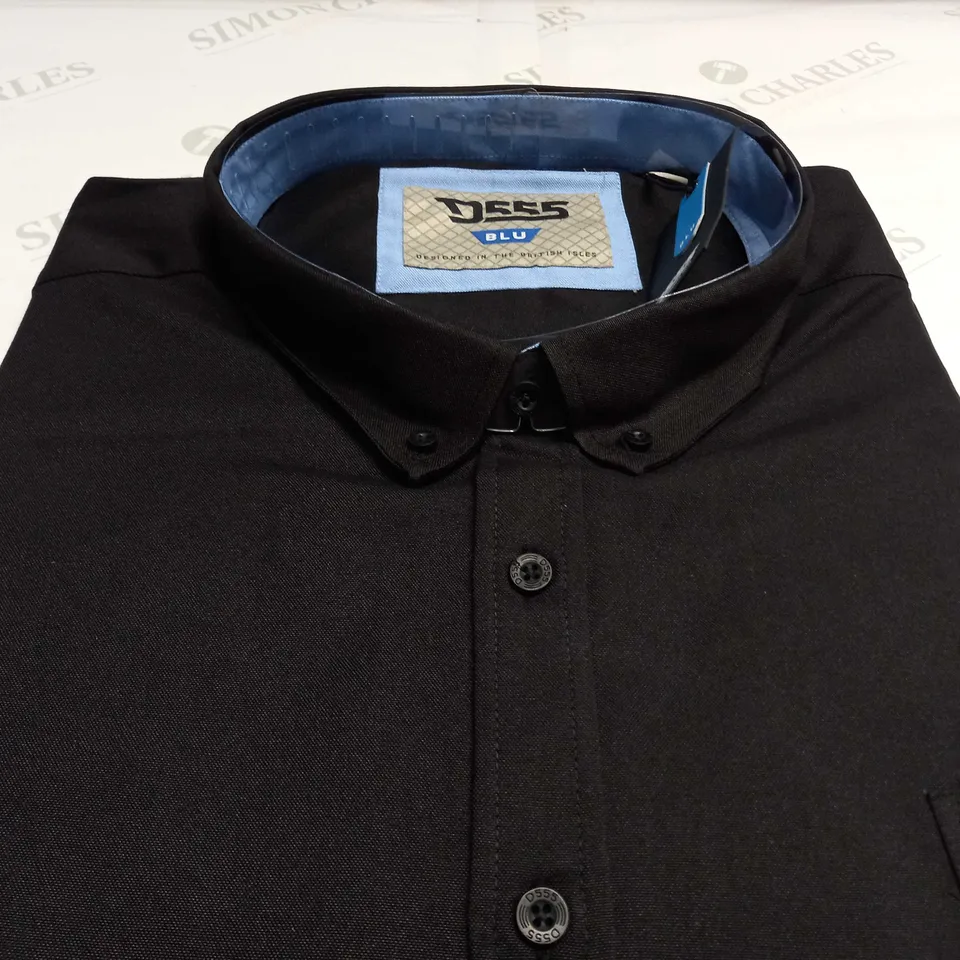 D555 JAMES SHIRT IN BLACK - UK 6XL