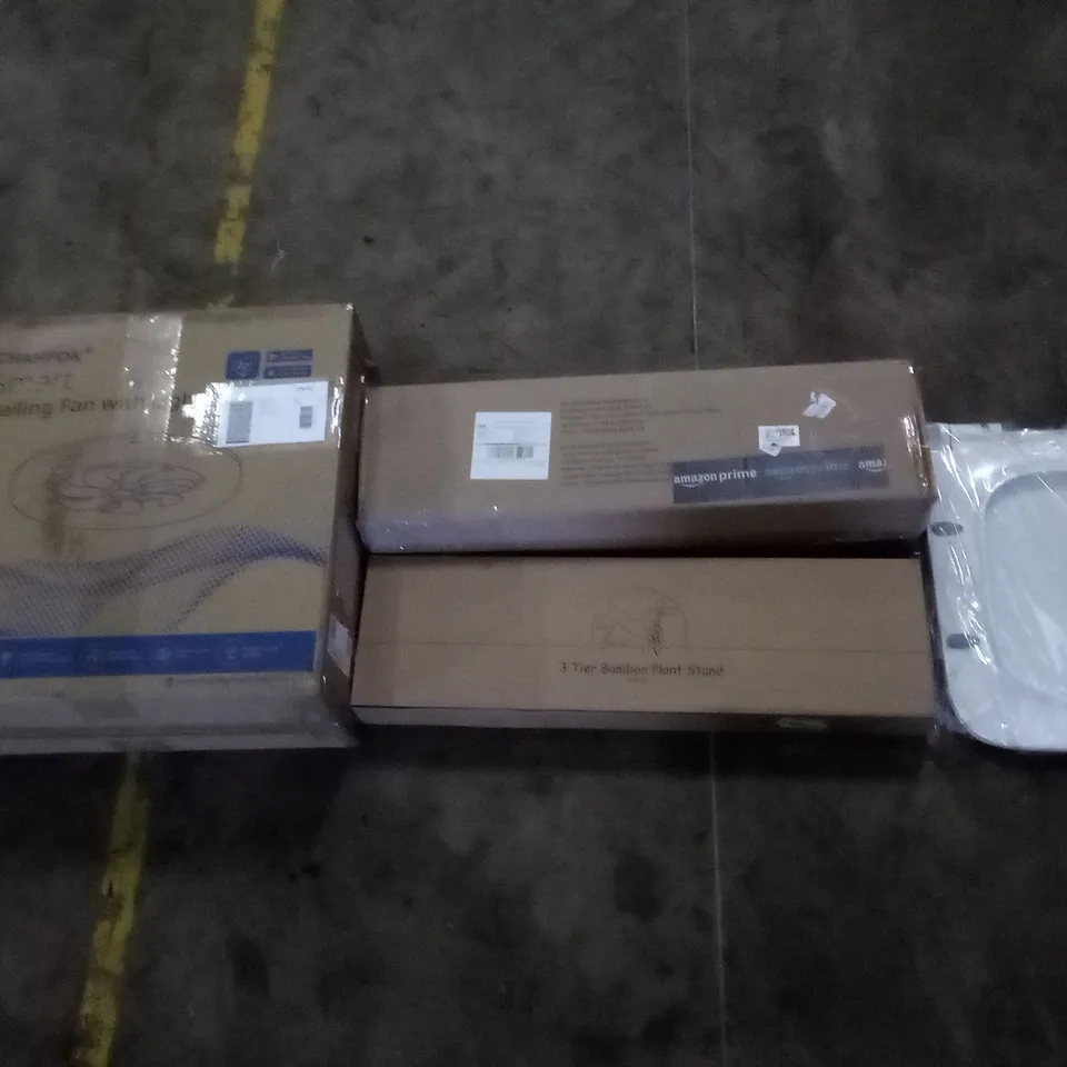 PALLET OF ASSORTED ITEMS INCLUDING TOILET SEAT, 3TIER BAMBOO PLANT STAND, CLOTHES DRYING RACK, SMART CEILING FAN WITH LIGHT