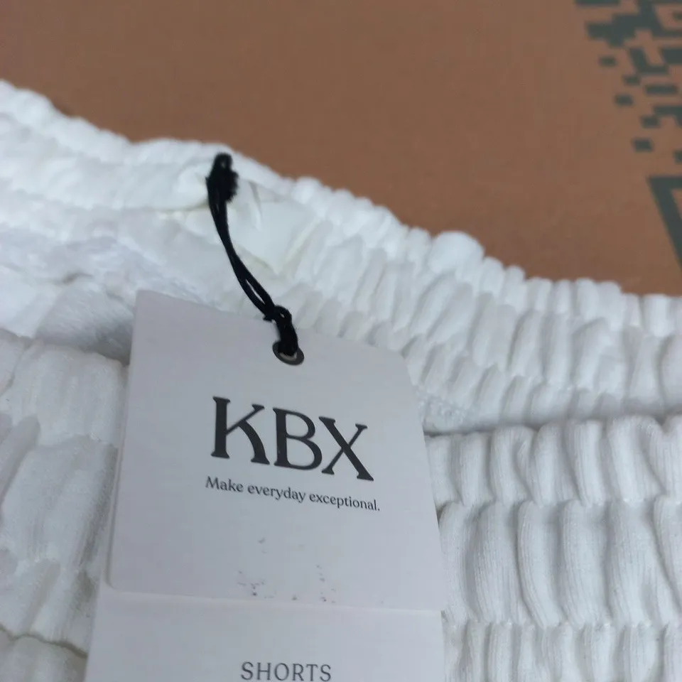 KBX JESSICA SWEAT SHORT – CREAM - UK SIZE 18