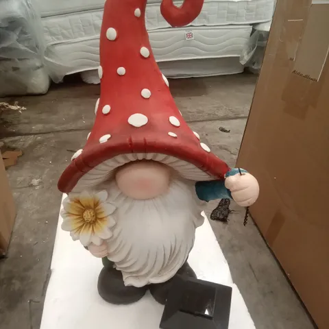 BOXED LARGE GARDEN GNOME WITH SOLAR PANEL