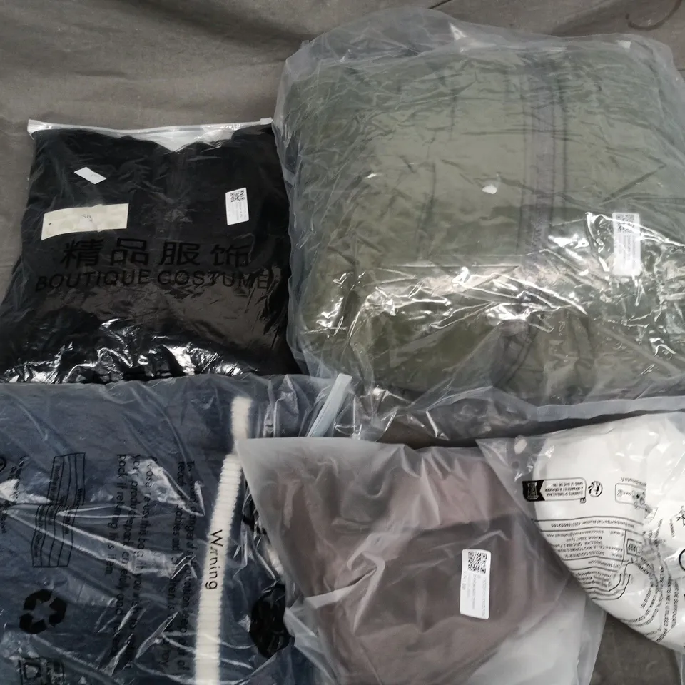 APPROXIMATELY 35 ASSORTED CLOTHING ITEMS IN VARIOUS SIZES, STYLES & COLOURS TO INCLUDE COAT, TOPS, SWEATER, ETC - COLLECTION ONLY