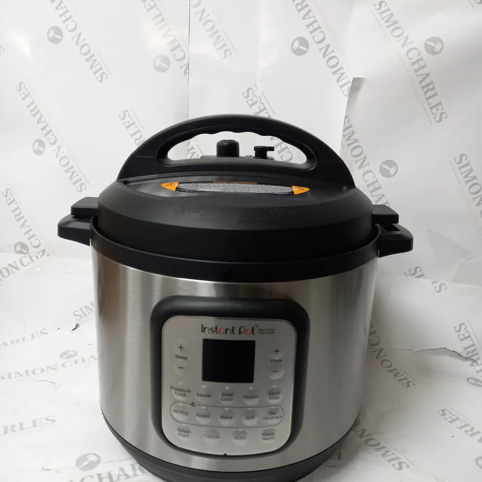 BOXED INSTANT POT PRO CRISP + AIR FRYER