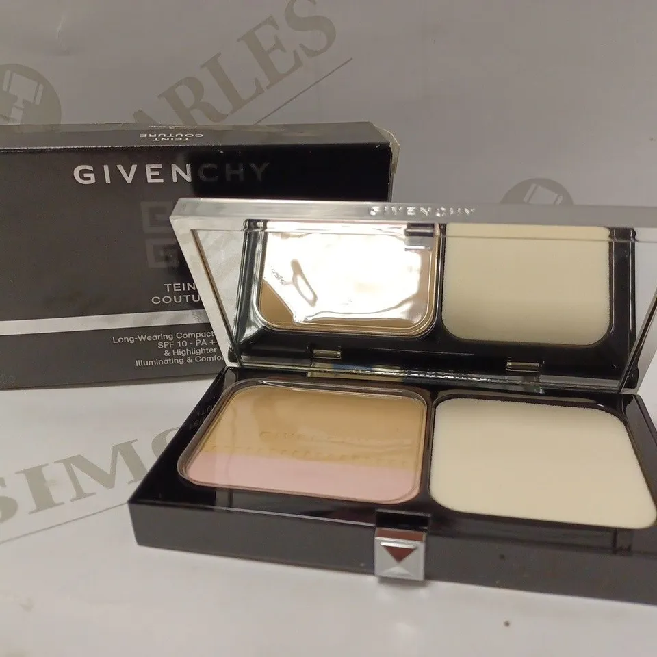 GIVENCHY TEINT COUTURE COMPACT FOUNDATION - 3 ELEGANT SAND