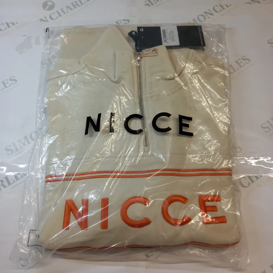NICCE FERNDALE 1/4 ZIP SWEATER IN WHITE AND GINGER SIZE SMALL