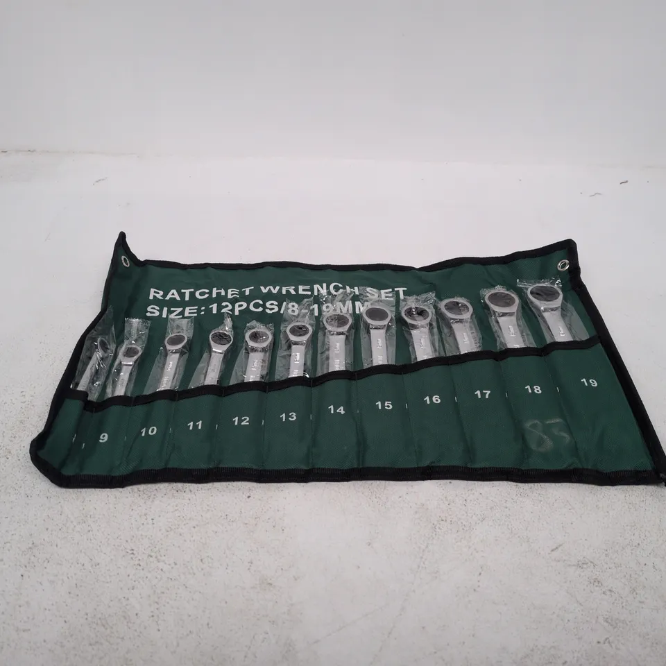 12 PIECE RATCHET/WRENCH SET