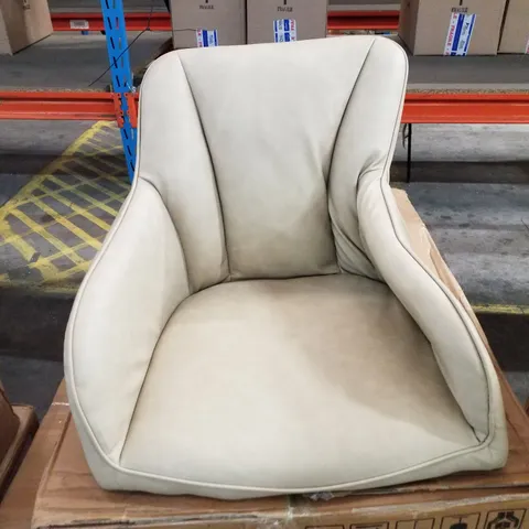 BOXED UNBRANDED SET OF 2 CREAM SOFT LEATHER DINING SEATS