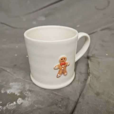 6 X GISELA GRAHAM GINGERBREAD MAN MINI CERAMIC MUGS