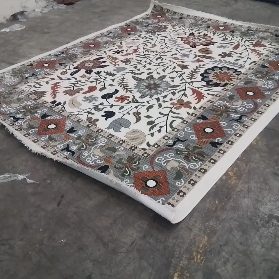 QUALITY DESIGNER AREA RUG - APPROXIMATELY 300X240CM