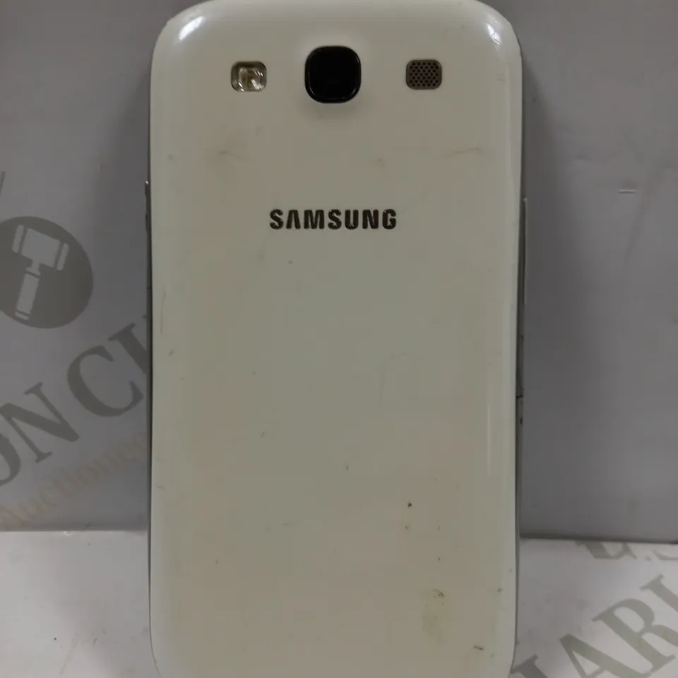 SAMSUNG I9300 GALAXY S II