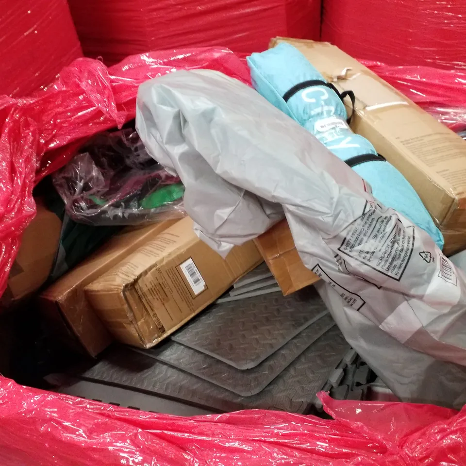 PALLET OF ASSORTED PRODUCTS INCLUDING BEACH TENT, POP UP TENT, MINI TRAMPOLINE 40", FOAM FLOOR PADDING