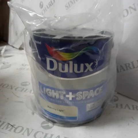 DULUX LIGHT + SPACE SMALLER SPACES SEEM BIGGER MORNING LIGHT MATT FOR WALLS AND CEILINGS