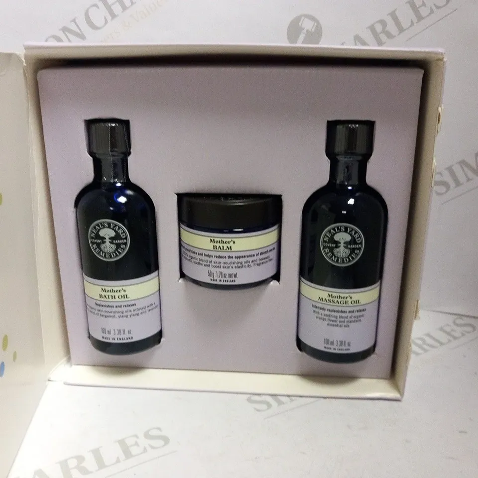 BOXED NEAL'S YARD ORGANIC MOTHER'S COLLECTION