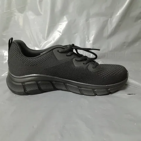 BOBS FROM SKECHERS EUREKA TRAINERS BLACK SIZE 6