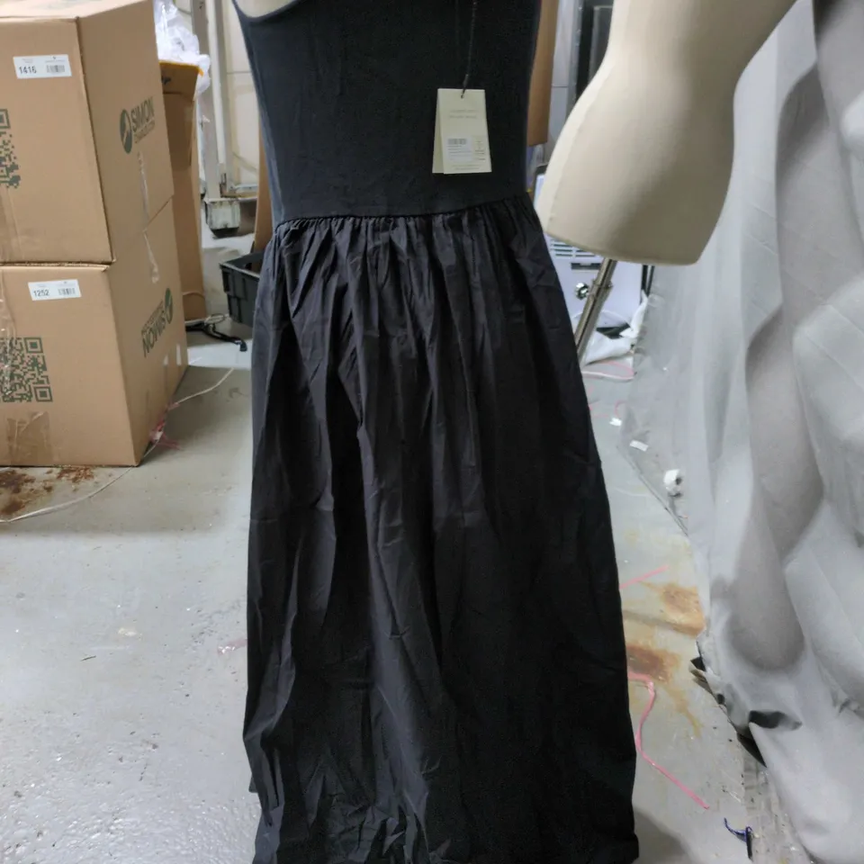 WOMEN'S BLACK STRAPPY MIDI DRESS – UK 14 (EU 42 / US 10)
