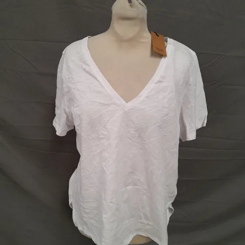LARGE HUSH KALI COTTON SLUB V TEE