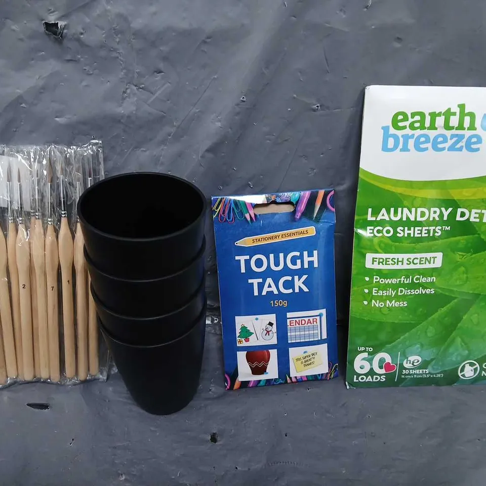 BOX OF APPROXIMATELY 12 ASSORTED ITEMS TO INCLUDE - EARTH BREEZE LAUNDRY DETERGENT , TOUCH TACK , PLASTIC CUP ETC