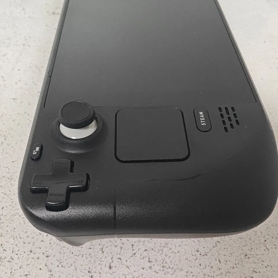 UNBOXED VALVE STEAM DECK HANDHELD GAMING CONSOLE WITH CARRY CASE