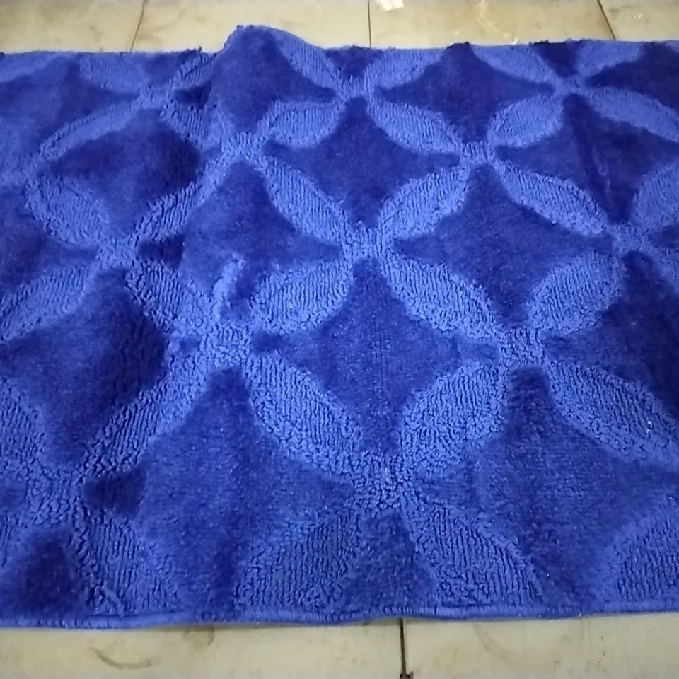 BRAND NEW ANA-VERONICA RECTANGLE BATH MAT SIZE 70CM X 120CM