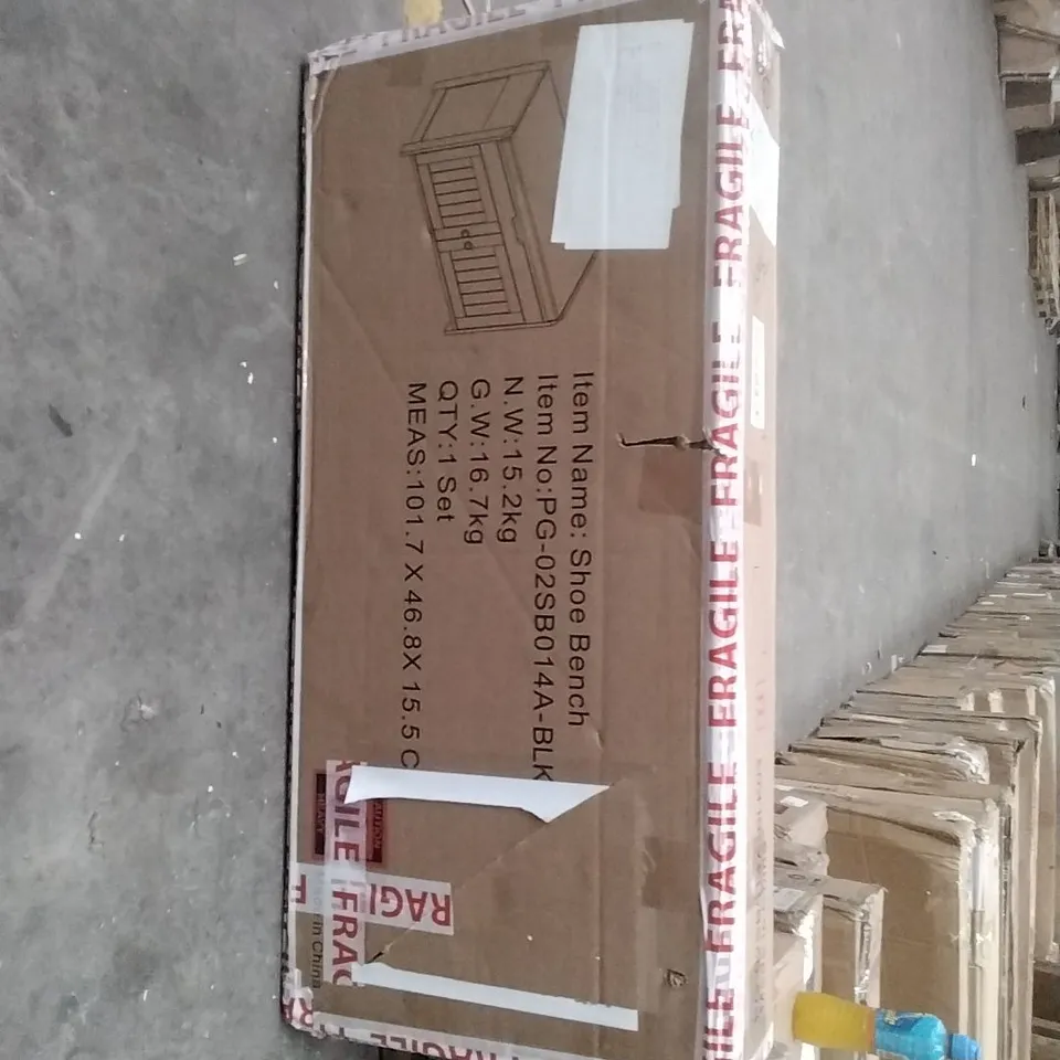 BOXED SHOE BENCH - BLACK (1 BOX)