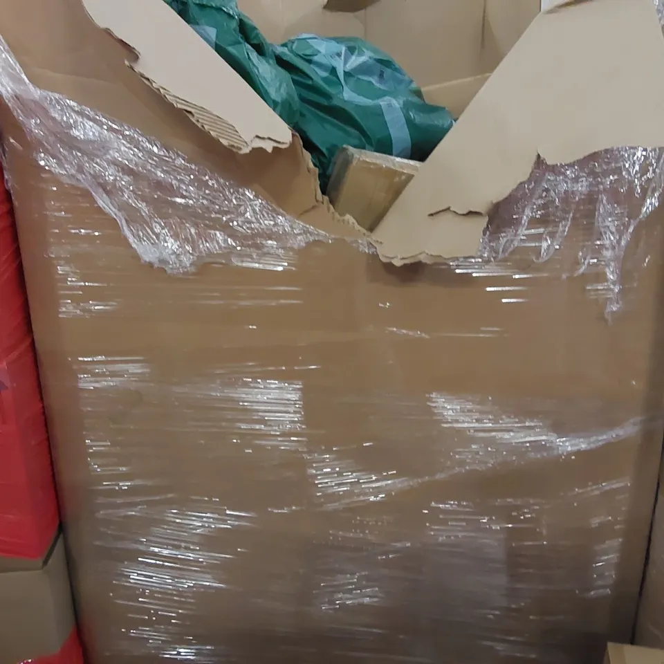 PALLET OF ASSORTED ITEMS INCLUDING: BLINDS, ALUMINIUM FLAG POLE KIT, ELECTRIC BLANKET, SMART HEATER, CHRISTMAS DECORATIONS, CAT LITTER TRAY