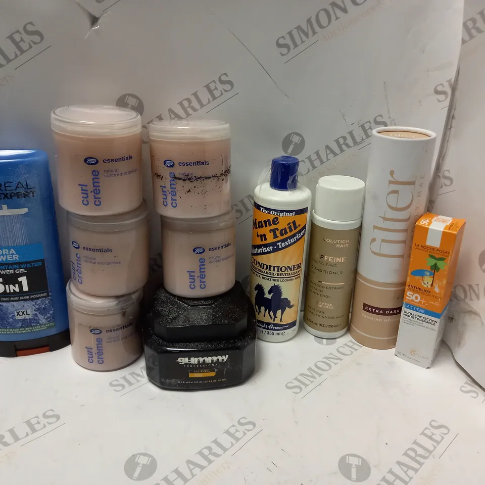 LOT OF BEAUTY PRODUCTS TO INCLUDE BOOTS NATURAL CURL CREME, ETC
