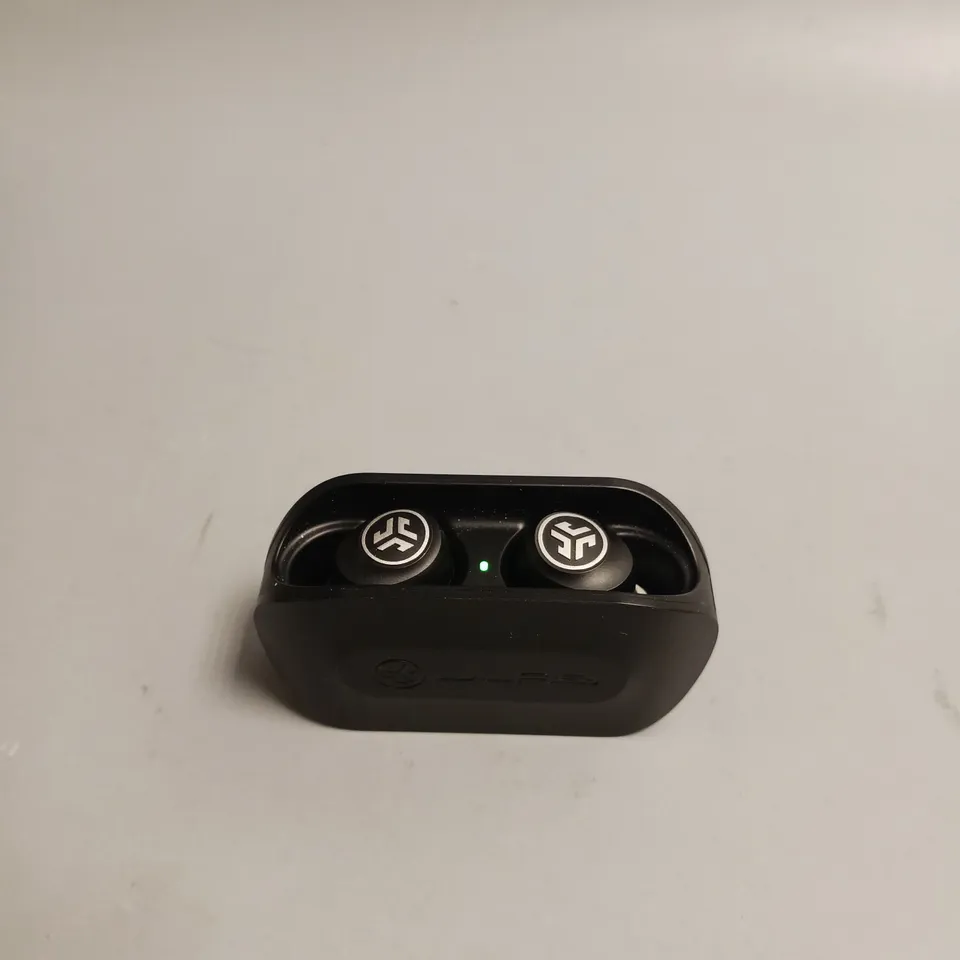 JLABS WIRELESS EARBUDS IN BLACK
