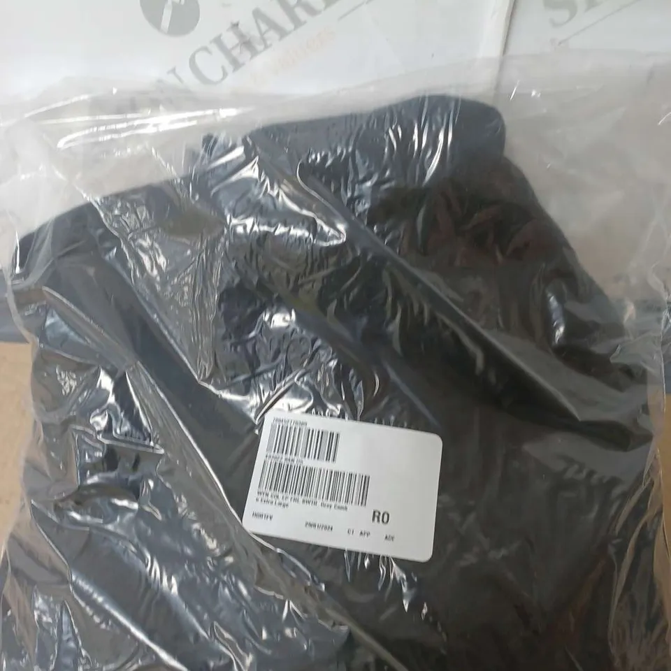 WYNNE COLLECTIONS SWEATER IN GREY COMBO SIZE XL