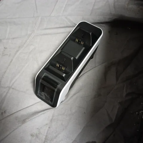 JEMDO DUAL CHARGE STATION FOR PS5 CONTROLLER