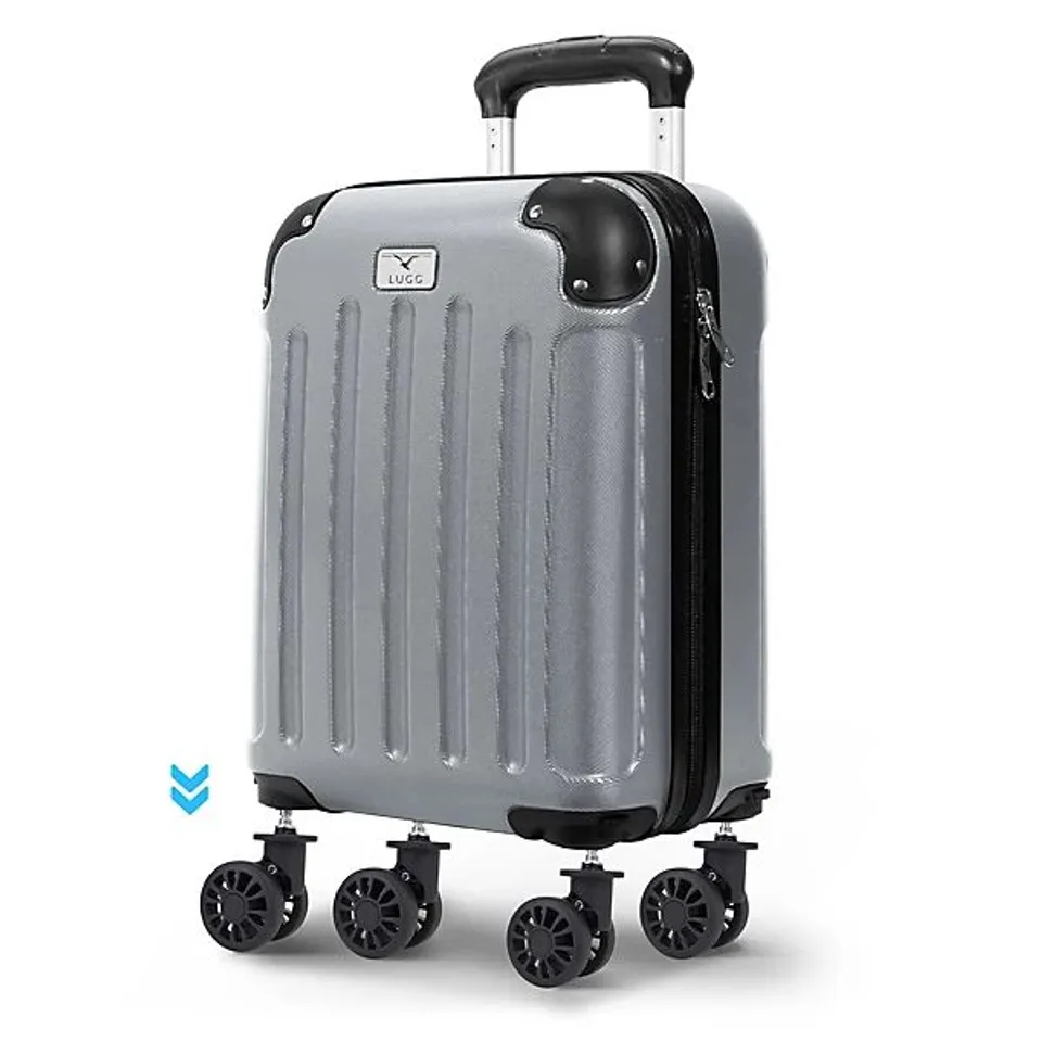 BOXED 40-INCH SKYWANDER SUITCASE - SILVER (1 BOX)