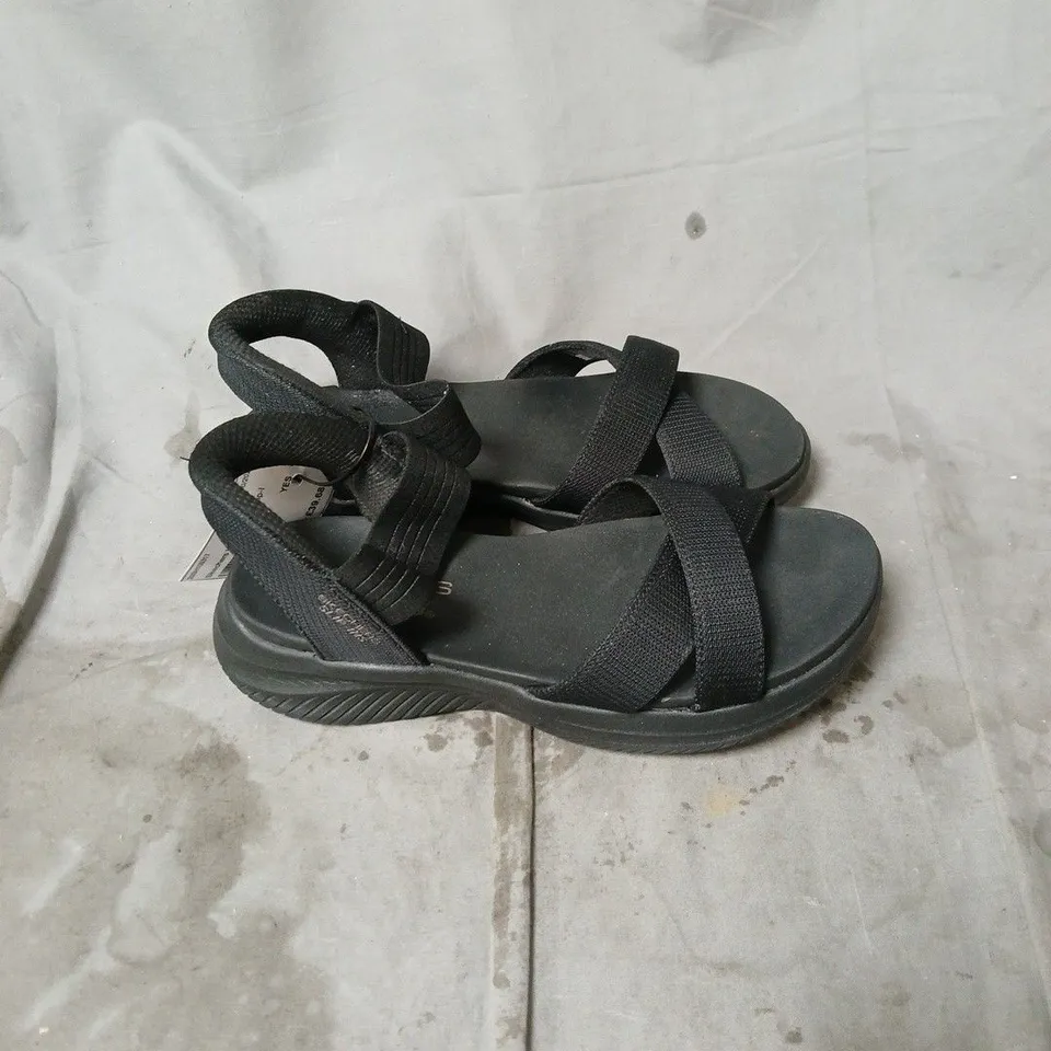 SKECHERS SLIP INS SANDALS BLACK UK SIZE 4.5