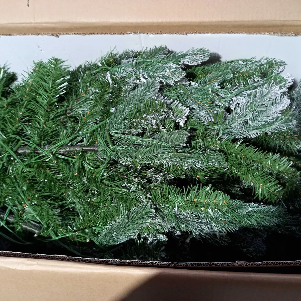 JM BY JULIEN MACDONALD SPARKLING FRAISER CHRISTMAS TREE 6FT