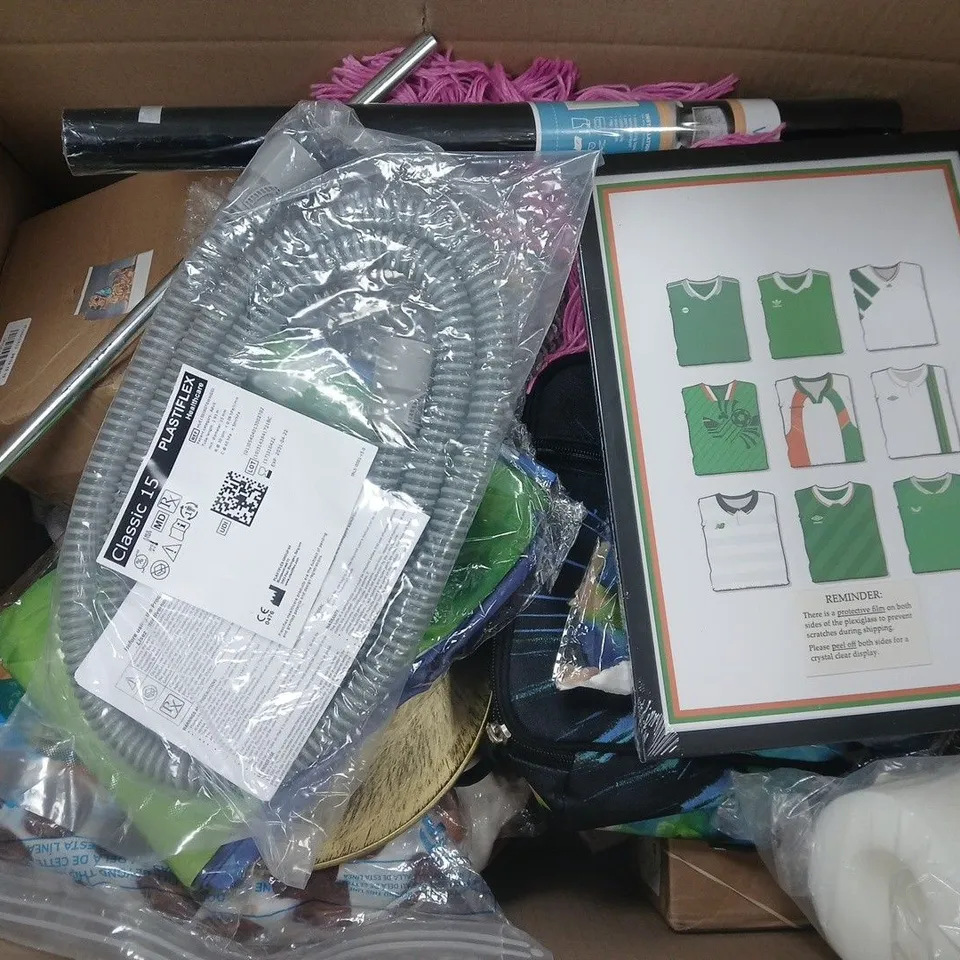 APPROXIMATELY 20 ASSORTED HOUSEHOLD PRODUCTS TO INCLUDE HYPE BAG, JOHN LEWIS FAN, ETC - COLLECTION ONLY
