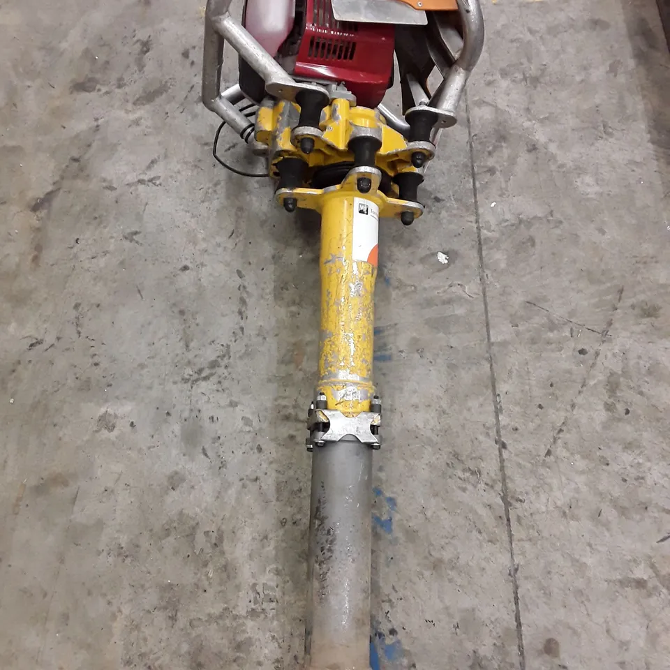 ROBEL 2 STROKE VERTICAL TAMPER