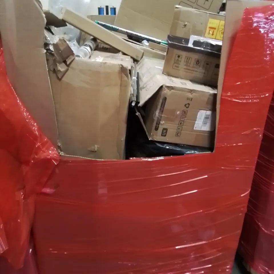 MIXED PALLET OF VARIOUS HOUSEHOLD ITEMS TO INCLUDE: FULL LENGTH MIRROR, 6.5FT ARTIFICIAL GARDEN TREE, PAPER SHREDDER AND LOTS MORE UNMARKED BOXED ITEMS 