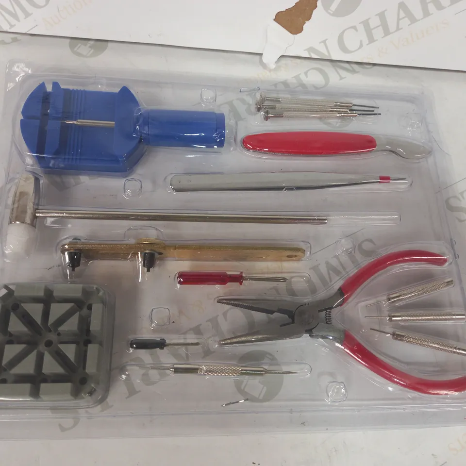 DESIGNER SMALL TOOL KIT