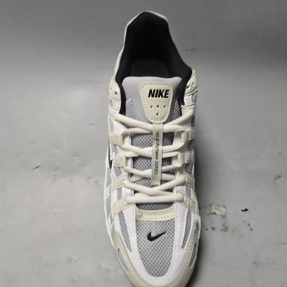 NIKE P-6000 TRAINERS IN WHITE & BLACK - UK 10