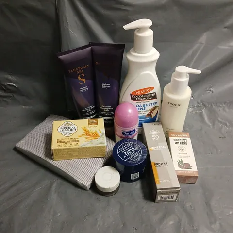 APPROXIMATELY 20 ASSORTED HEALTH & BEAUTY PRODUCTS TO INCLUDE PALMER'S COCOA BUTTER, SANCTUARY SPA WARMING BODY BALM, TROPIC HAND LOTION, ETC