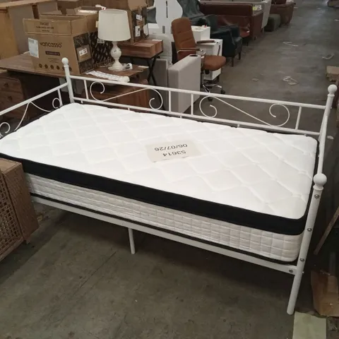 ENGLES DAYBED
