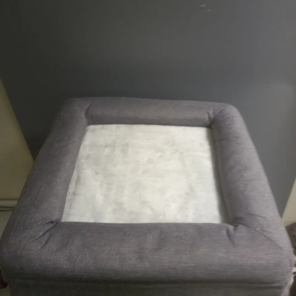 UNBRANDED FOLDABLE CAT TOWER BED GREY