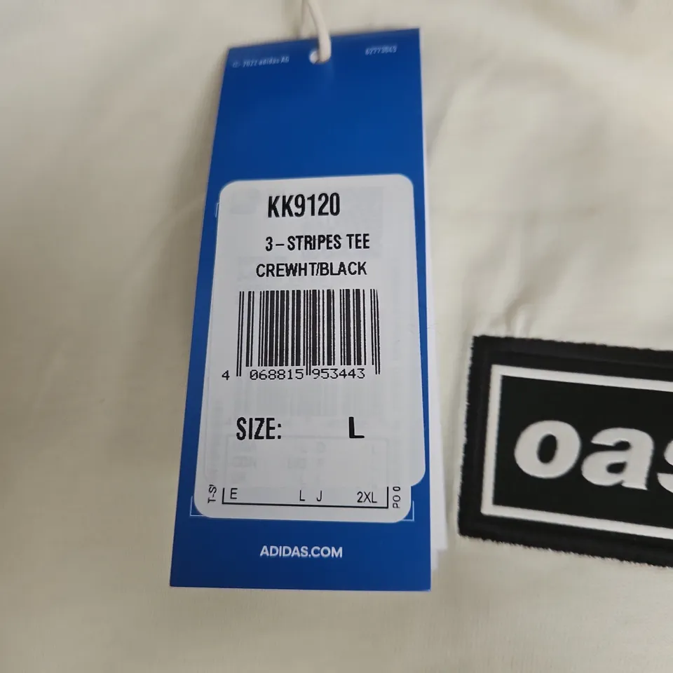 ADIDAS OASIS LIVE '25 3-STRIPES TEE - CREW NECK, WHITE/BLACK, SIZE L (VERIFY MODEL)