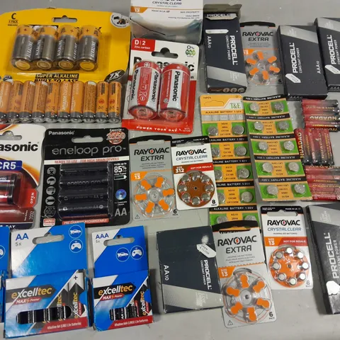 LARGE QUANTITY OF ASSORTED BATTERIES TO INCLUDE PROCELL, PANASONIC AND JCB