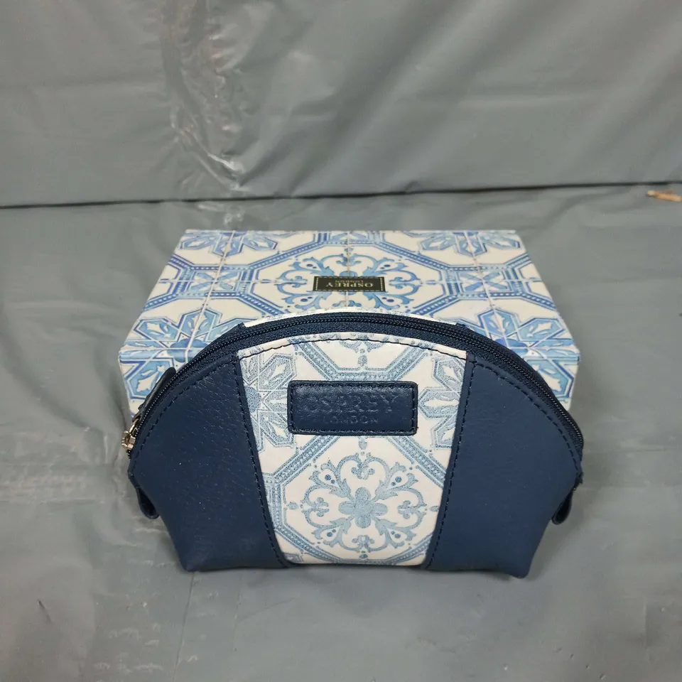 BOXED OSPREY LONDON PURSE IN BLUE FLORAL
