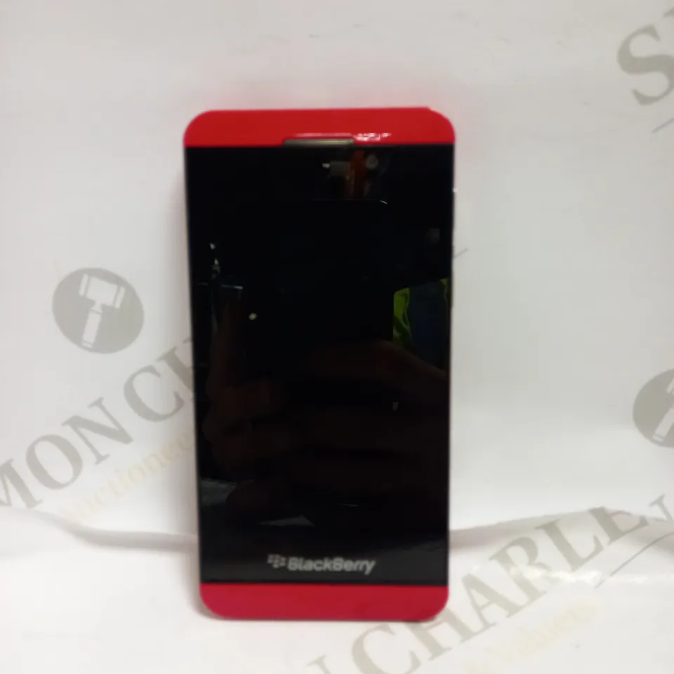 BLACK BERRY Z10 MOBILE PHONE IN RED 