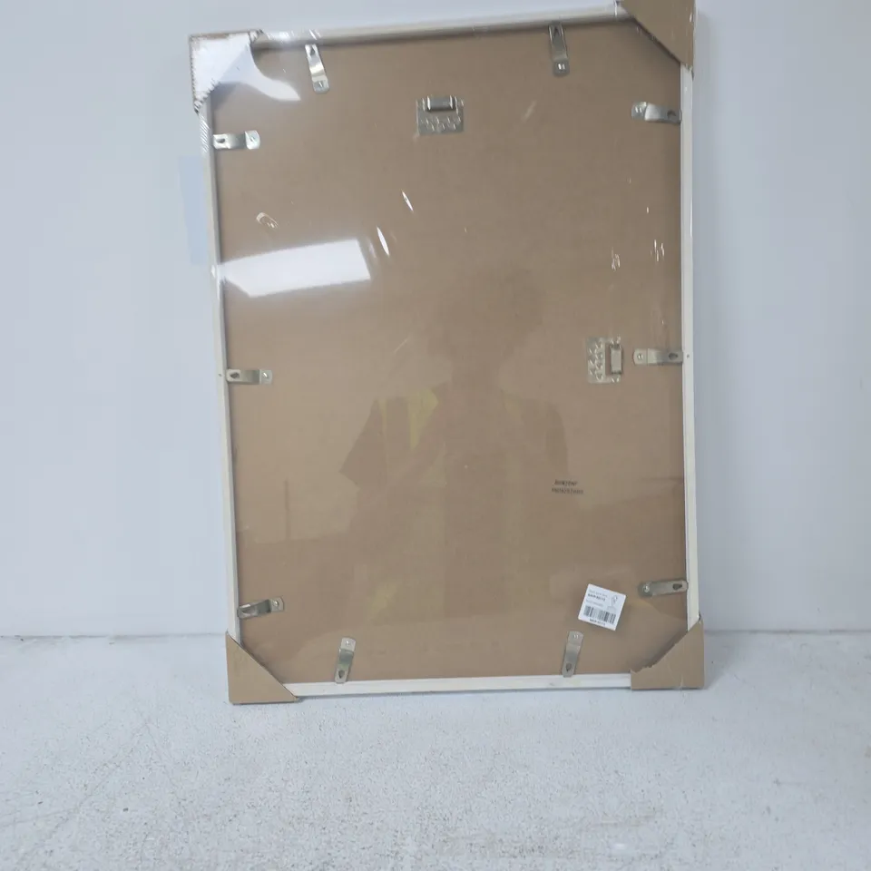 WHITE PICTURE FRAME 50X70 CM