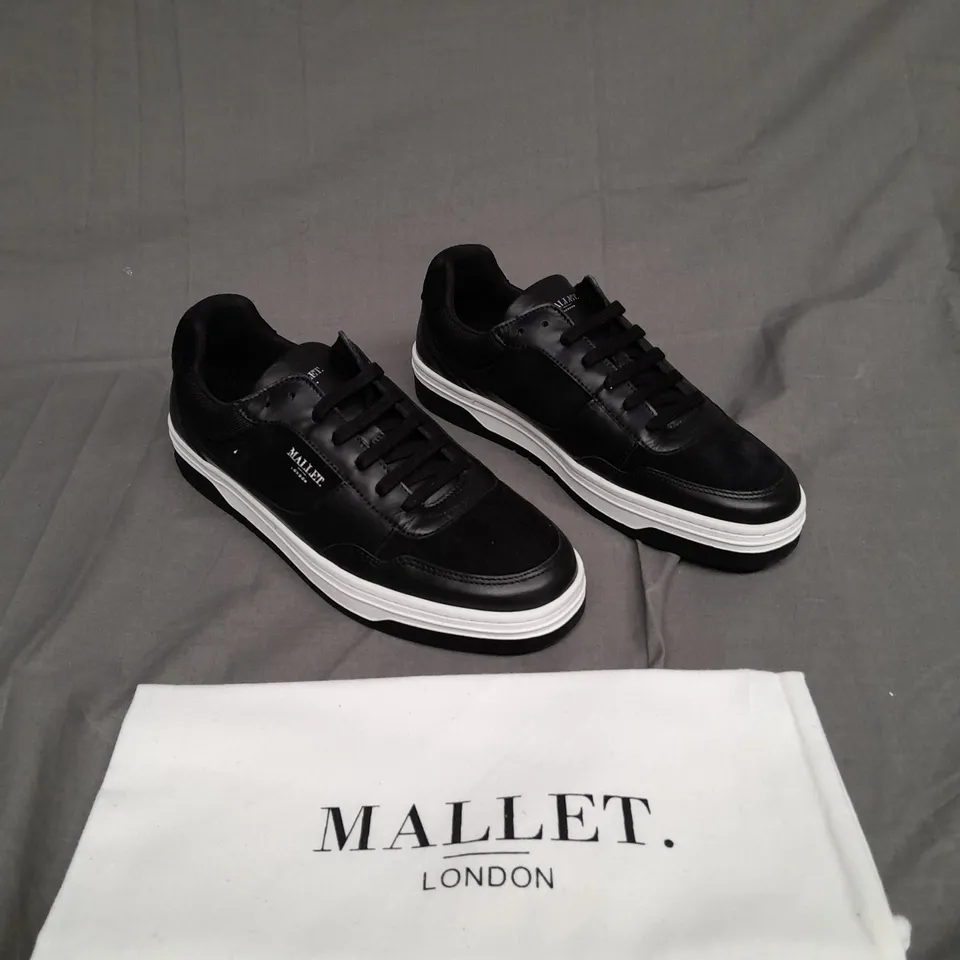 BOXED PAIR OF MALLET LONDON BLACK MALLET BENNET SIZE 8 