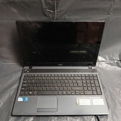 ACER ASPIRE 5733 SERIES LAPTOP - MODEL NUMBER PEW71