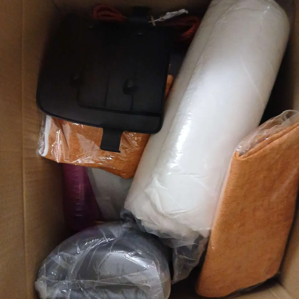 APPROXIMATELY 20 ASSORTED HOUSEHOLD PRODUCTS TO INCLUDE TEALIGHT CANDLES, COASTERS, LABELS ETC