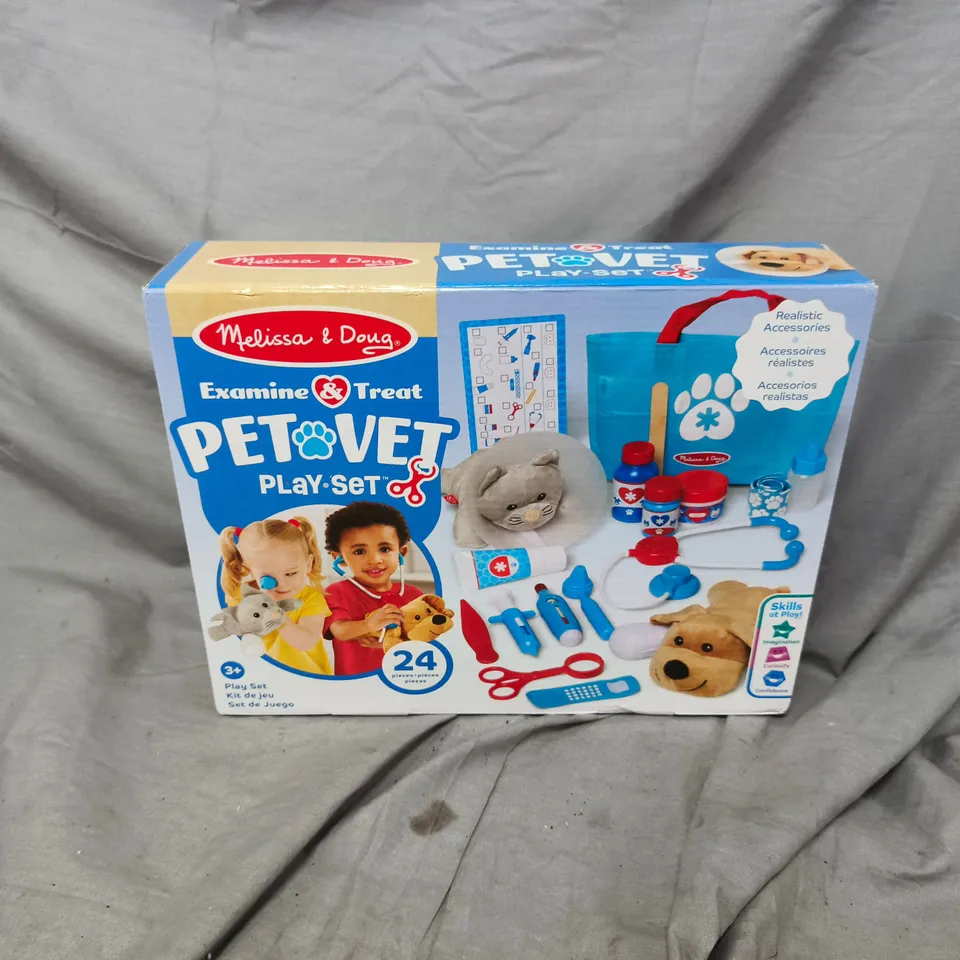 BOXED AND SEALED MELISSA & DOUG EXAMINE & TREAT PET VET PLAY SET